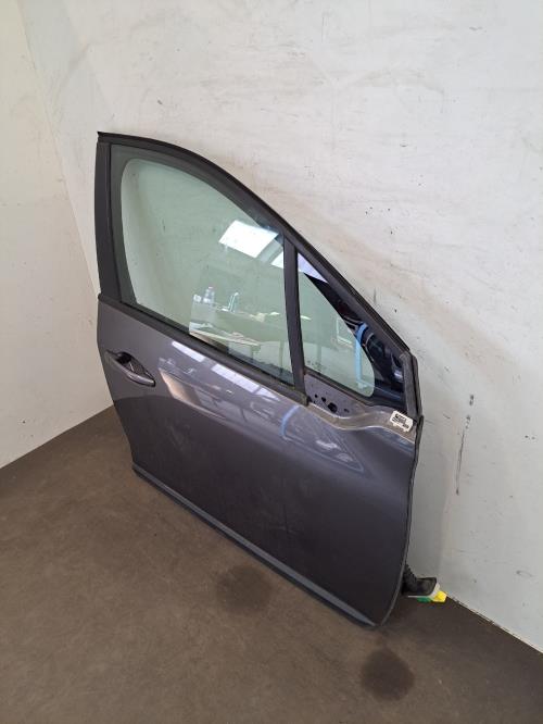 Image Porte avant droit - PEUGEOT 2008 1