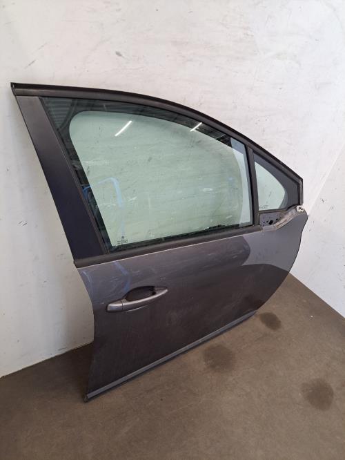 Image Porte avant droit - PEUGEOT 2008 1