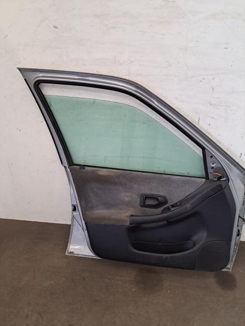 Image Porte avant gauche - PEUGEOT 306