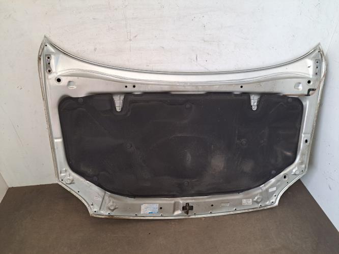 Image Capot - TOYOTA AVENSIS 2