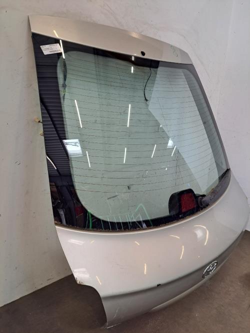 Image Malle/Hayon arriere - TOYOTA AVENSIS 2
