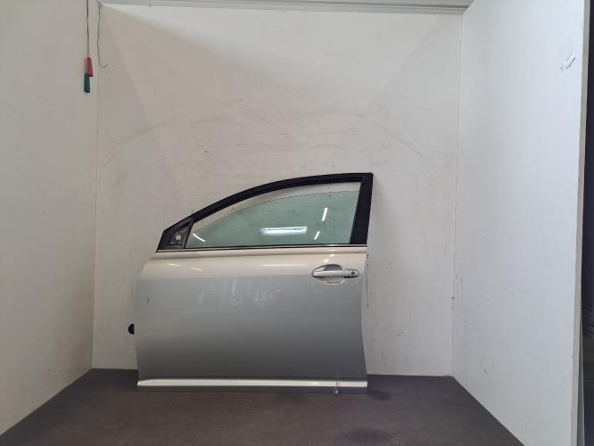 Image Porte avant gauche - TOYOTA AVENSIS 2