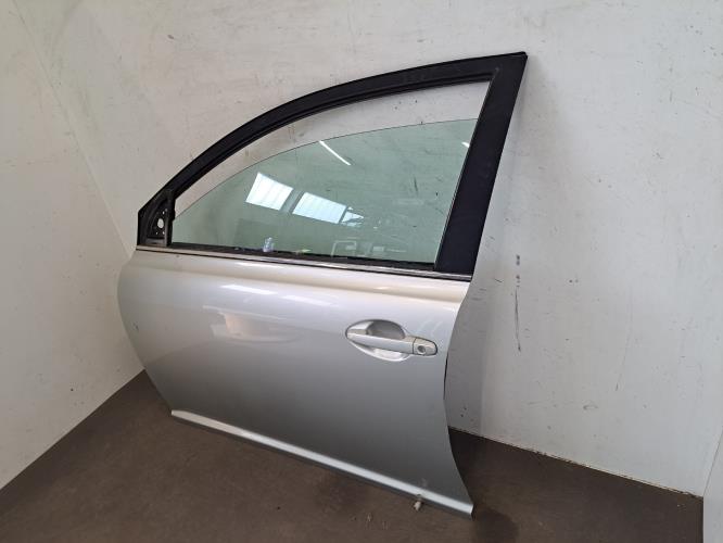 Image Porte avant gauche - TOYOTA AVENSIS 2