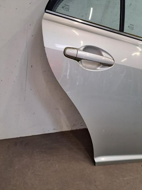 Image Porte arriere droit - TOYOTA AVENSIS 2
