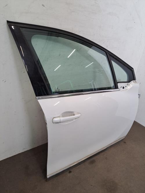 Image Porte avant droit - PEUGEOT 2008 1
