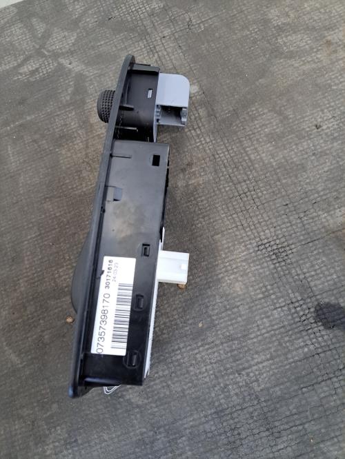 Image Interrupteur de leve vitre avant gauche - FIAT DUCATO 3