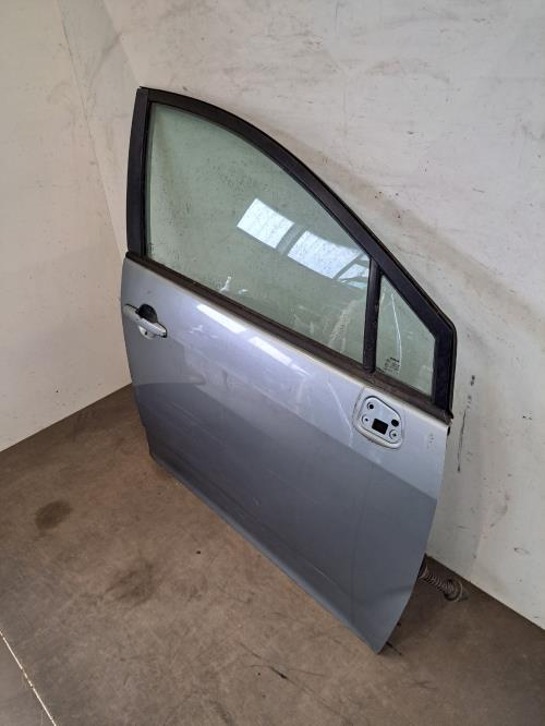 Image Porte avant droit - TOYOTA COROLLA VERSO 2