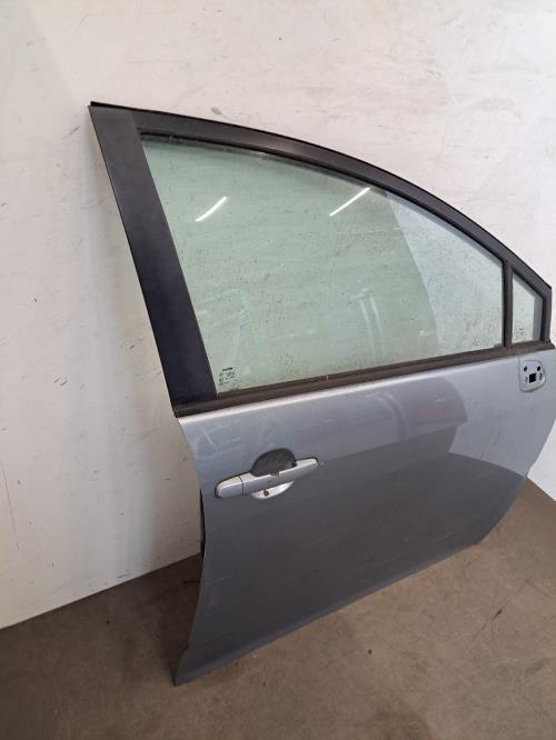 Image Porte avant droit - TOYOTA COROLLA VERSO 2