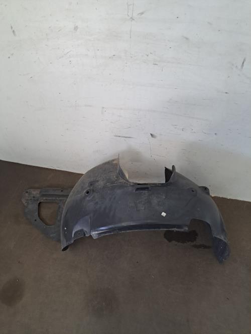 Image Pare boue avant droit - PEUGEOT 208 1