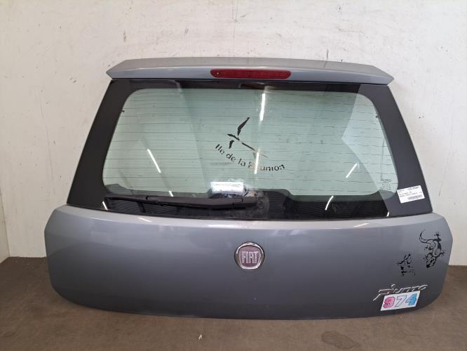 Image Malle/Hayon arriere - FIAT GRANDE PUNTO
