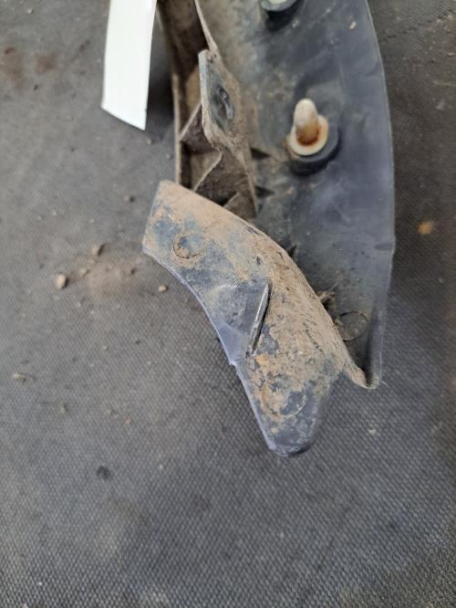Image Extension d'aile avant gauche - NISSAN TERRANO 2
