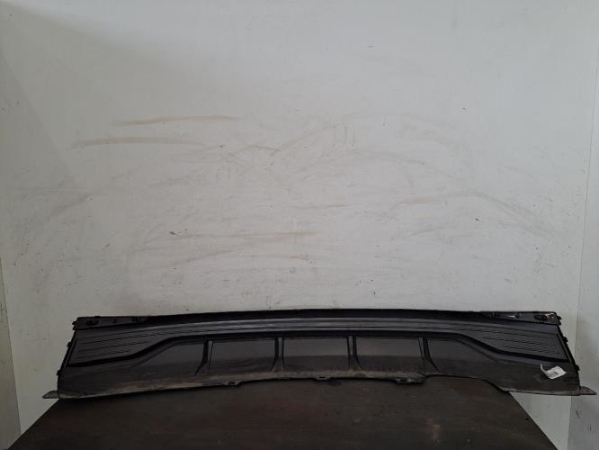 Image Bas volet arriere - SKODA FABIA 4