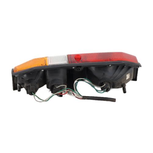 Image Feu arriere principal droit (feux) - TOYOTA LAND CRUISER 2 J70