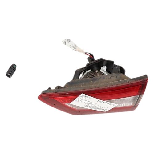 Image Feu arriere secondaire droit (feux) - RENAULT CLIO 4