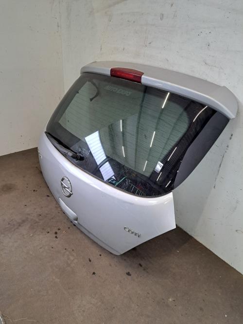 Image Malle/Hayon arriere - OPEL CORSA D