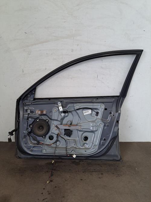 Image Porte avant droit - NISSAN PRIMERA 3