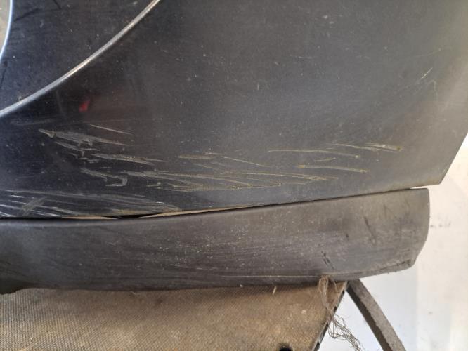 Image Pare choc avant - RENAULT CLIO 2