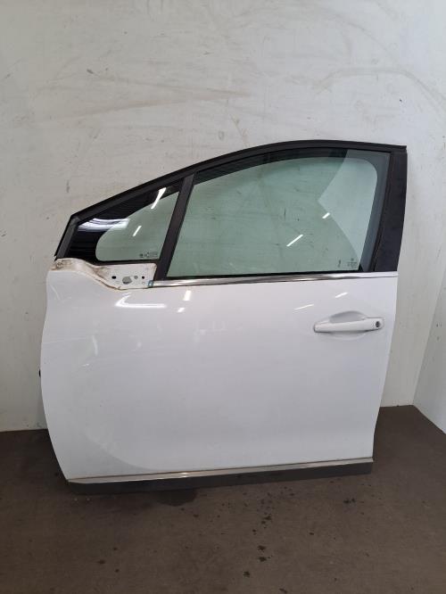 Image Porte avant gauche - PEUGEOT 2008 1