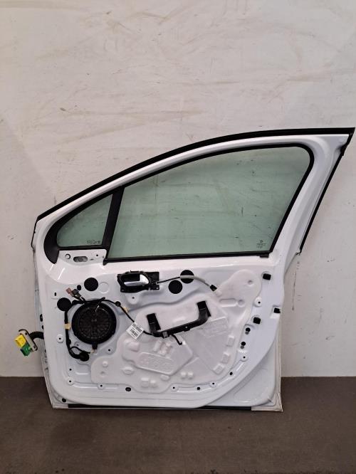Image Porte avant droit - PEUGEOT 2008 1