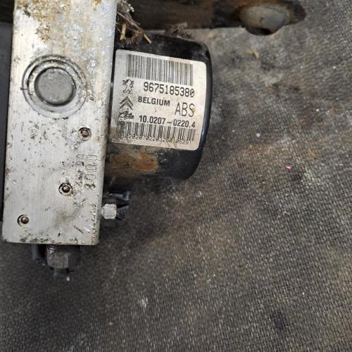 Image Bloc ABS (freins anti-blocage) - PEUGEOT 206+