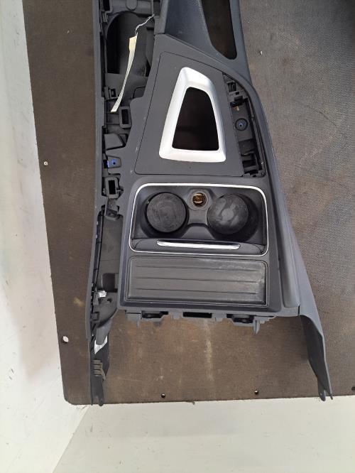 Image Accoudoir - BMW SERIE 4 F32