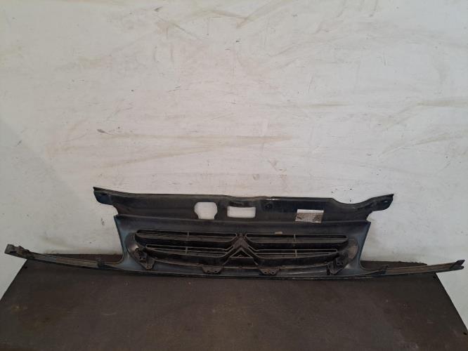 Image Calandre - CITROEN SAXO
