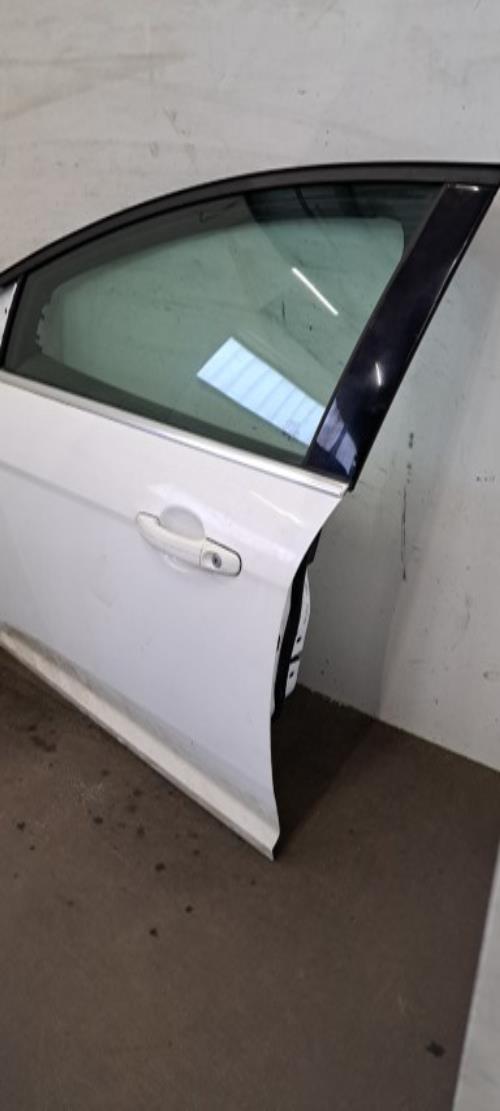 Image Porte avant gauche - FORD FOCUS 3