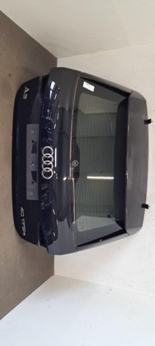 Image Malle/Hayon arriere - AUDI A3 4