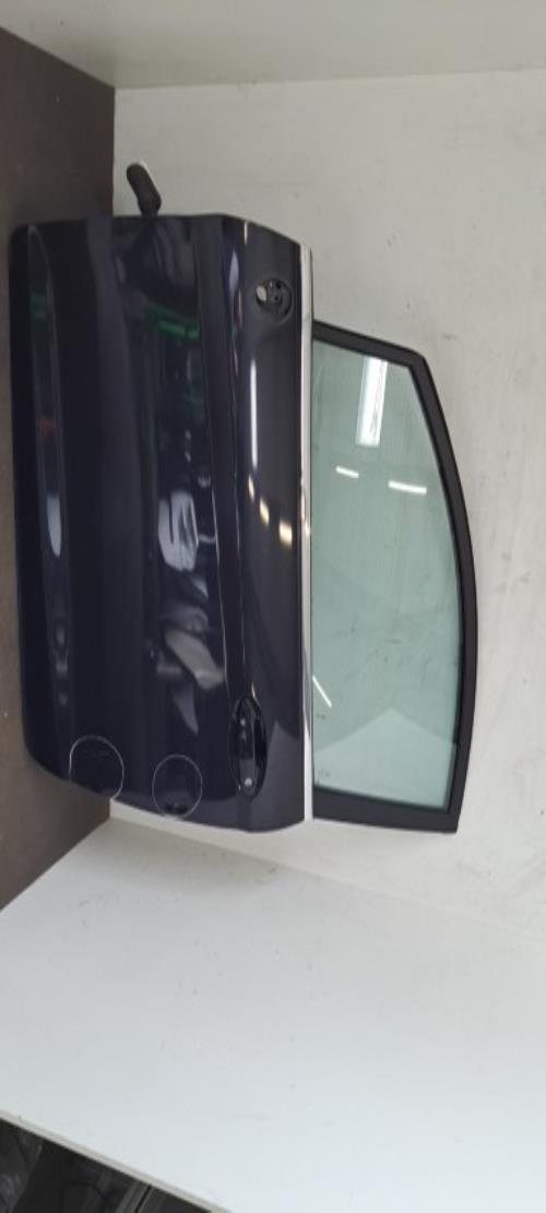 Image Porte avant gauche - FORD FIESTA 6