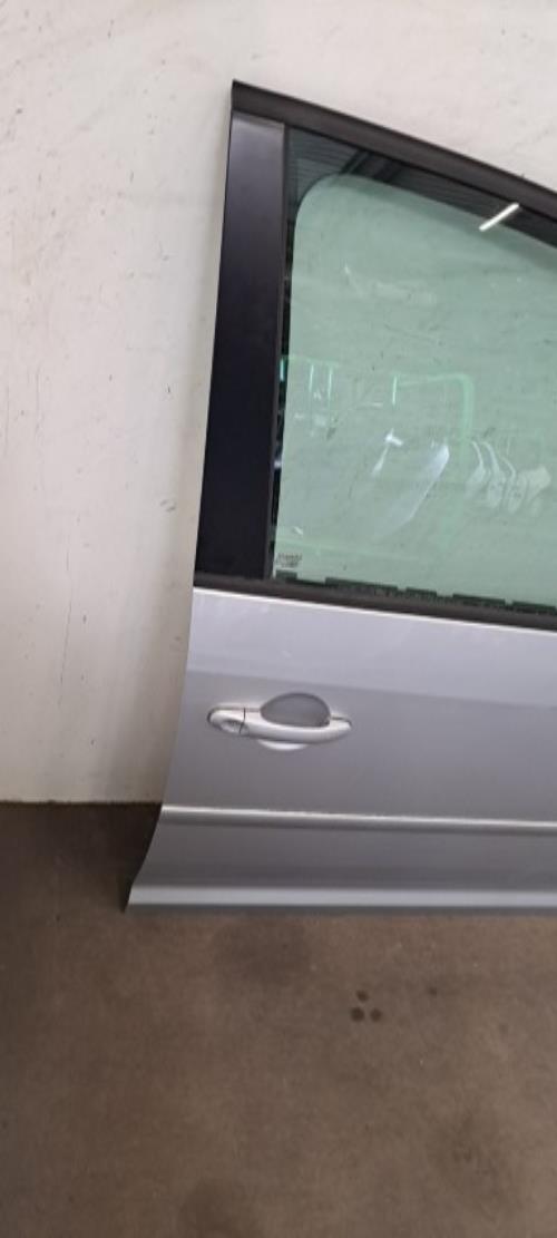 Image Porte avant droit - VOLKSWAGEN TOURAN 2