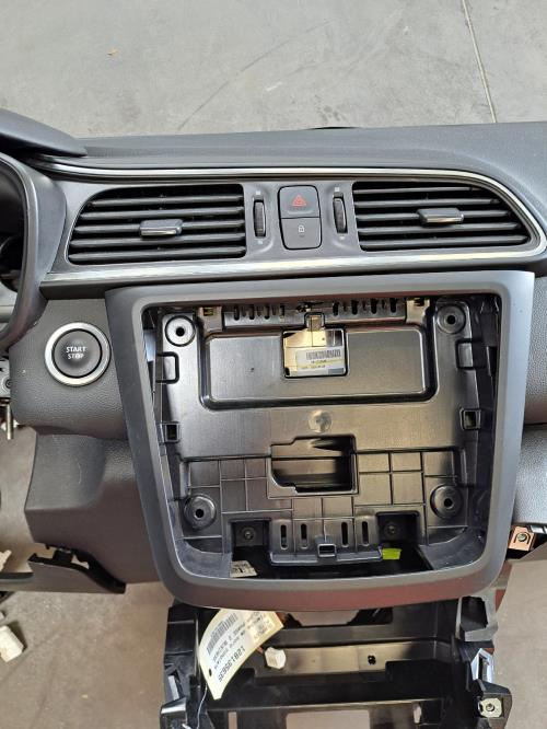 Image Planche de bord complete - RENAULT KADJAR