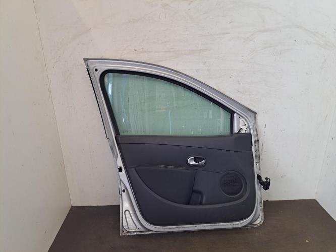 Image Porte avant gauche - RENAULT CLIO 3