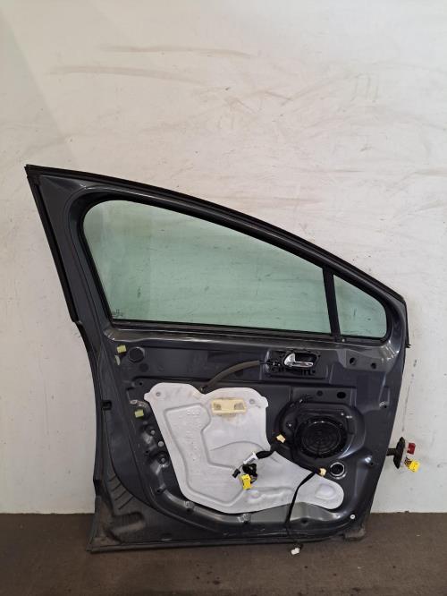 Image Porte avant gauche - PEUGEOT 5008 1