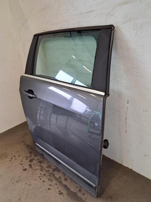 Image Porte arriere droit - PEUGEOT 5008 1