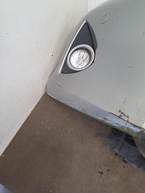 Image Pare choc avant - TOYOTA AURIS 2