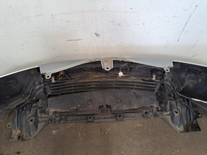 Image Pare choc avant - TOYOTA AURIS 2