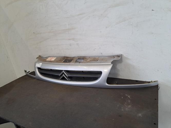 Image Calandre - CITROEN SAXO
