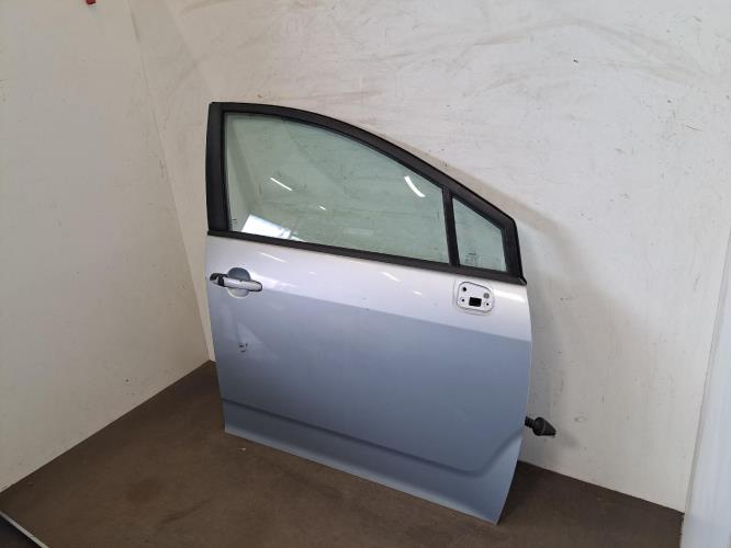 Image Porte avant droit - TOYOTA COROLLA VERSO 2
