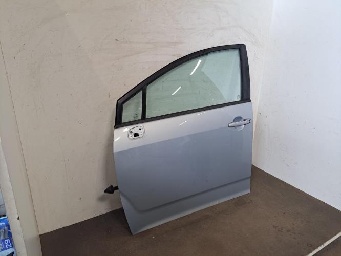 Image Porte avant gauche - TOYOTA COROLLA VERSO 2