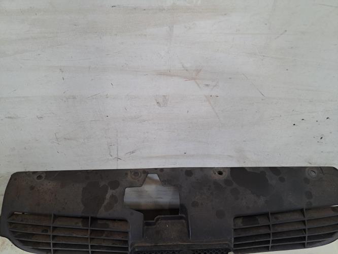 Image Calandre - PEUGEOT 206