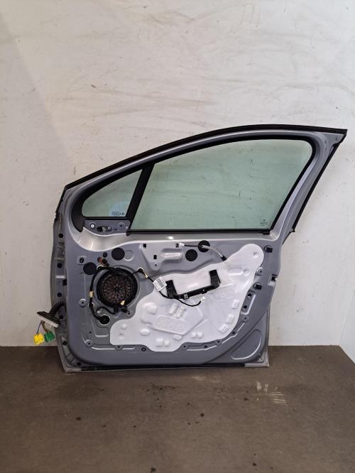 Image Porte avant droit - PEUGEOT 2008 1