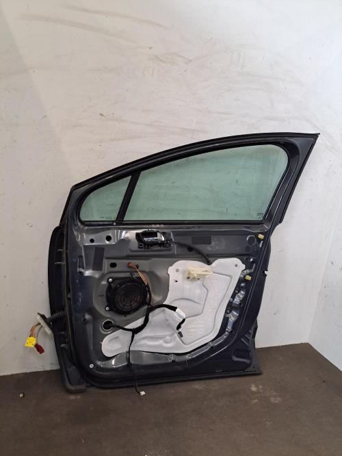 Image Porte avant droit - PEUGEOT 5008 1
