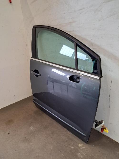 Image Porte avant droit - PEUGEOT 5008 1