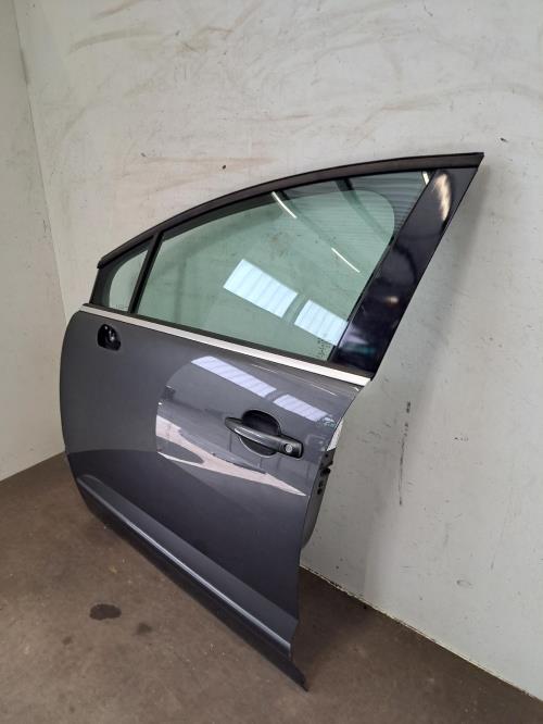 Image Porte avant gauche - PEUGEOT 5008 1