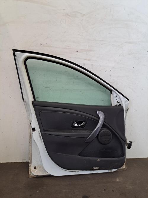 Image Porte avant gauche - RENAULT MEGANE 3