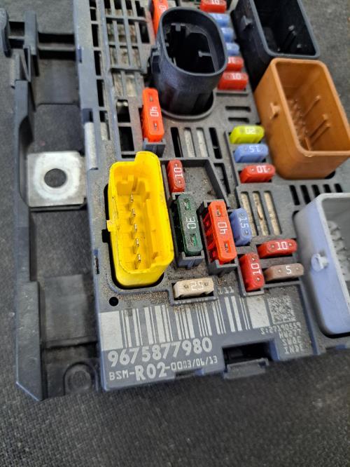Image Boitier servitude moteur (BSM) - CITROEN C4 GRAND PICASSO 1