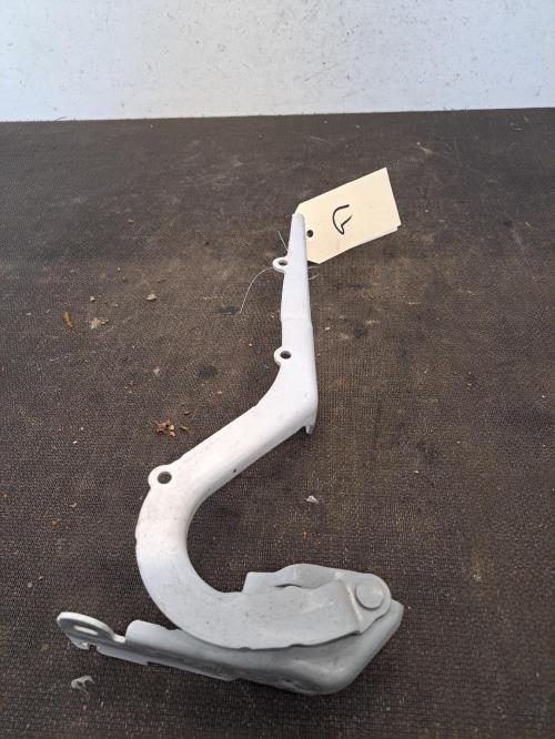 Image Charniere de capot - PEUGEOT 2008 1