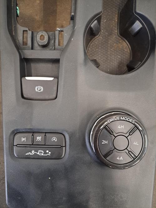 Image Console central (interieur plastique) - FORD RANGER