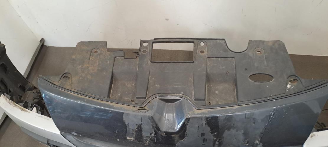 Image Pare choc avant - RENAULT MEGANE 3