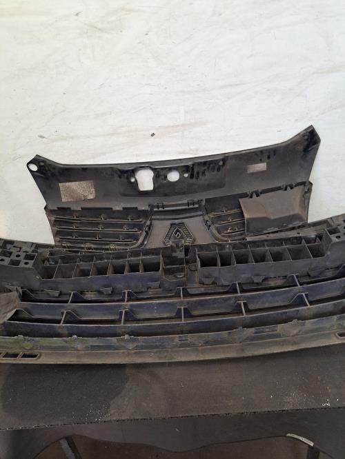 Image Pare choc avant - RENAULT CLIO 2